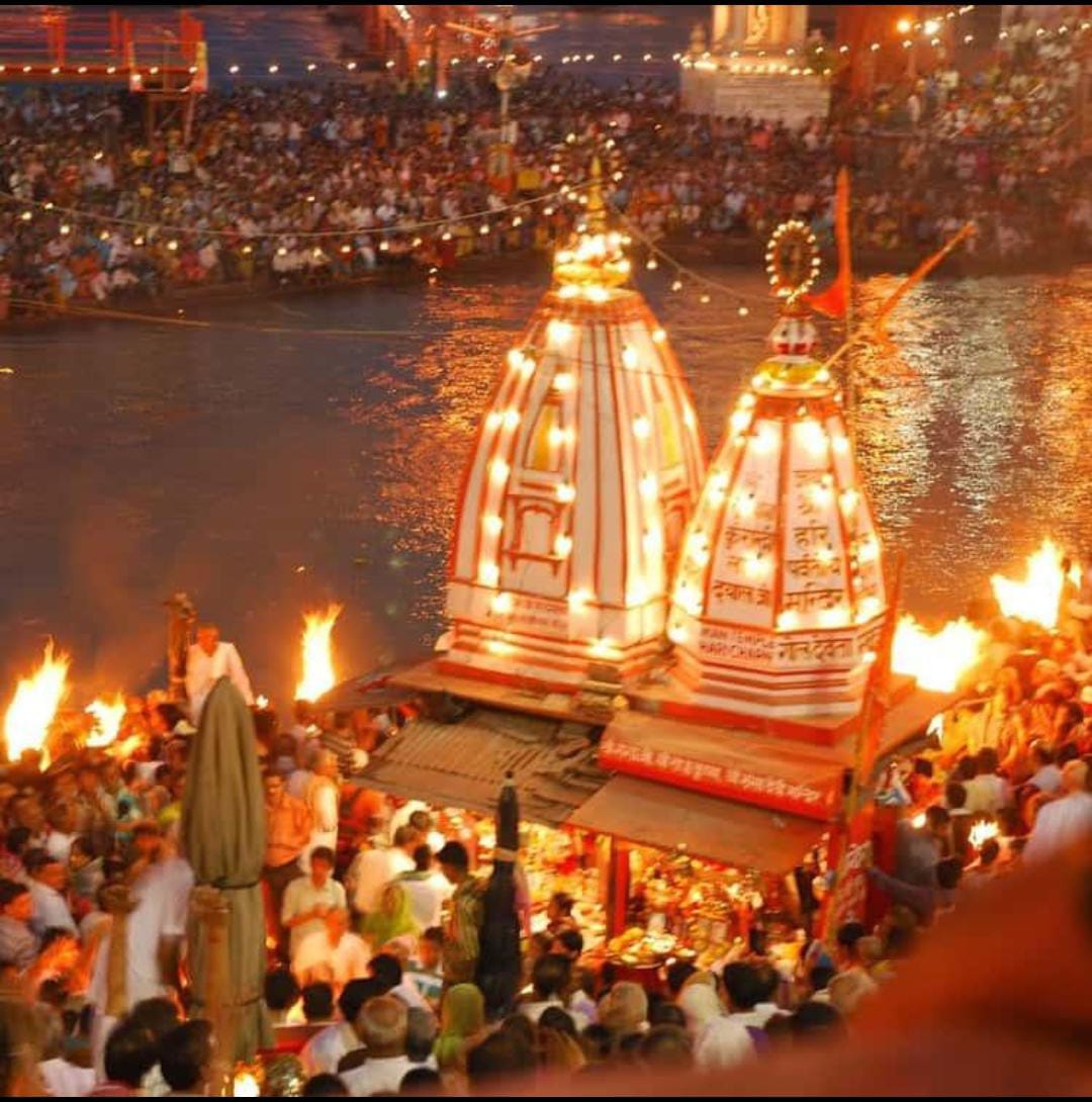 Har Ki Pauri Ganga Aarti at Haridwar - sacred evening prayer ceremony on the holy Ganges river